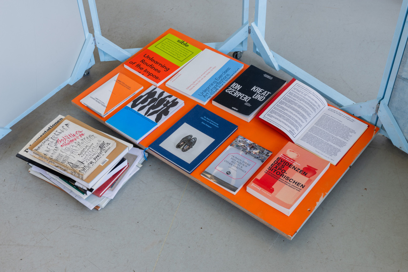 Mitglie*derausstellung, Kunstverein Langenhagen, 2025 - Foto: Andre Germar